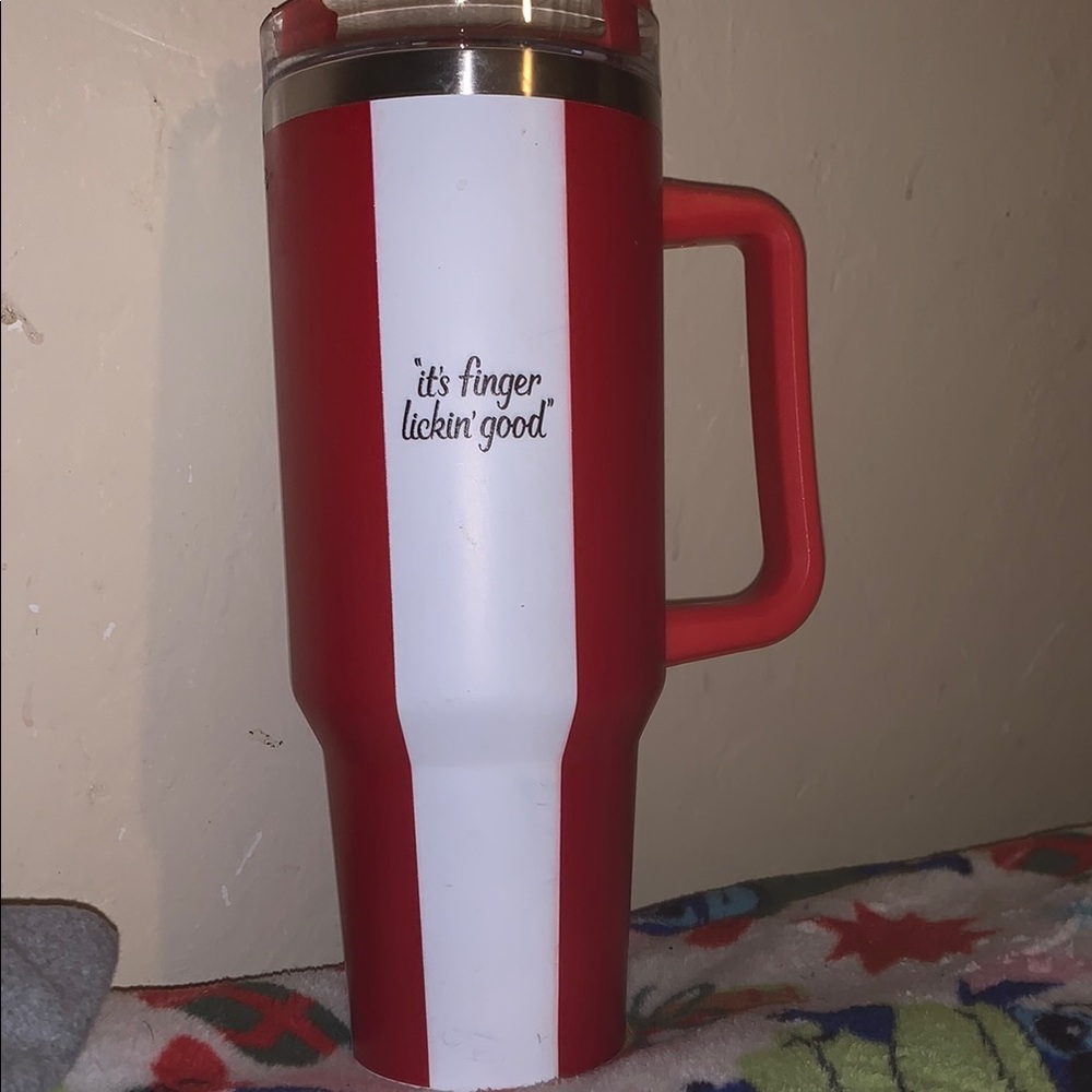 KFC Kentucy Fried Chicken 40oz  Stainless Steel Tumbler in hand Rare